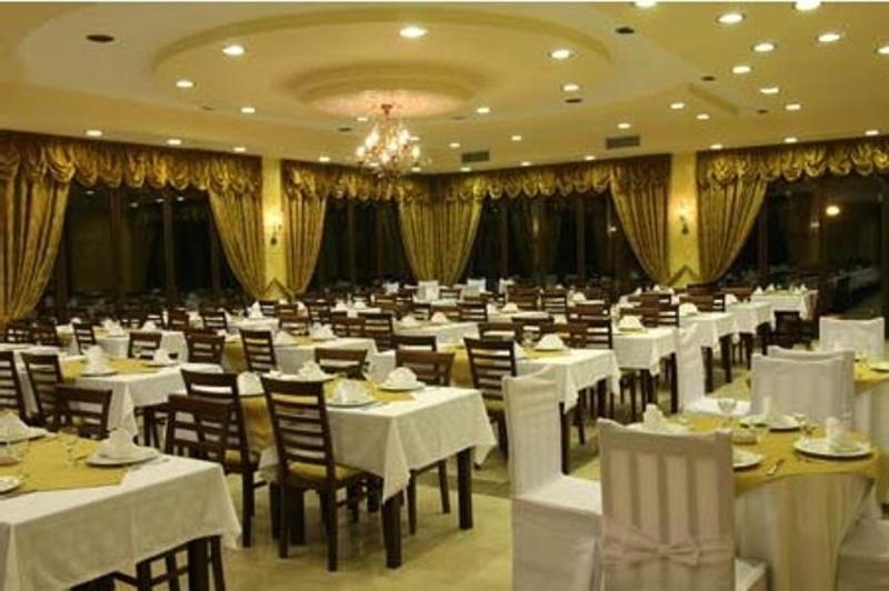 Hotel Siatista Buitenkant foto